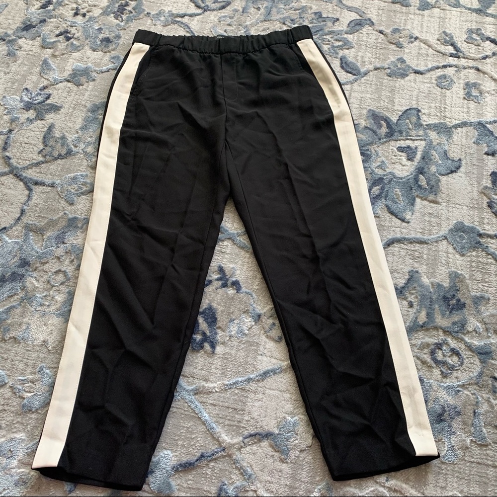 NWOT Banana Republic Black Pants with White Size Small
